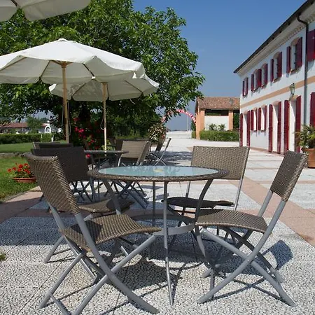 Ca' Venice Airport *